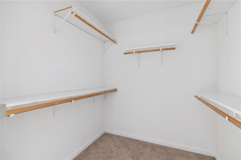 ***OPEN HOUSE CANCELLED*** OFFER ACCEPTED*** Nestled on a quiet - photo 25
