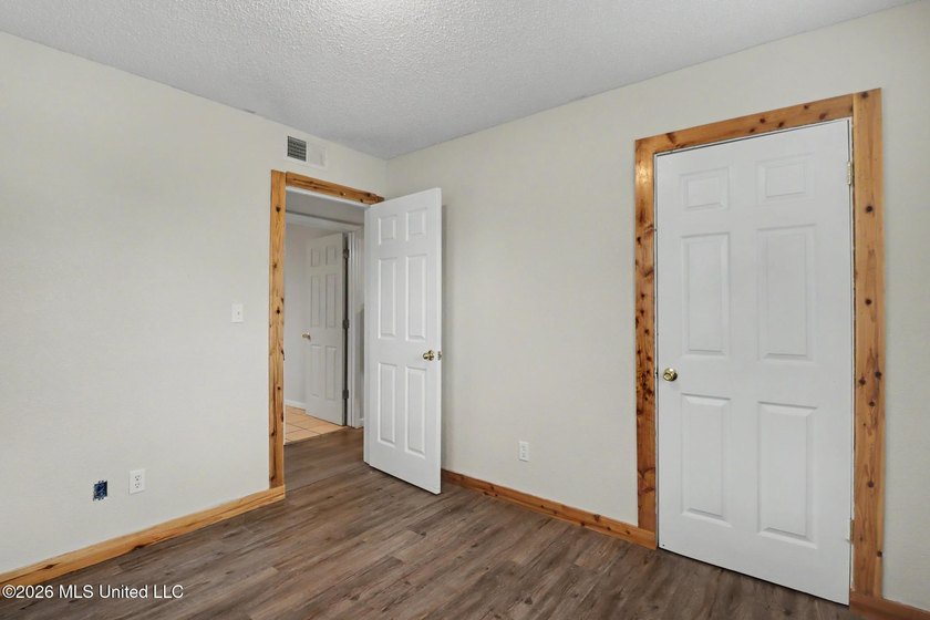 Welcome to this charming 3-bedroom, 2-bath brick home located in - photo 16