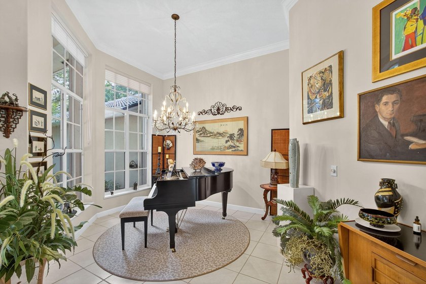 Located on a cul-de-sac lot in Heritage Oaks. This single story - photo 22
