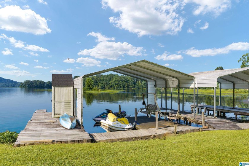 Lay Lake- this one is now up for grabs! Located within walking - photo 5