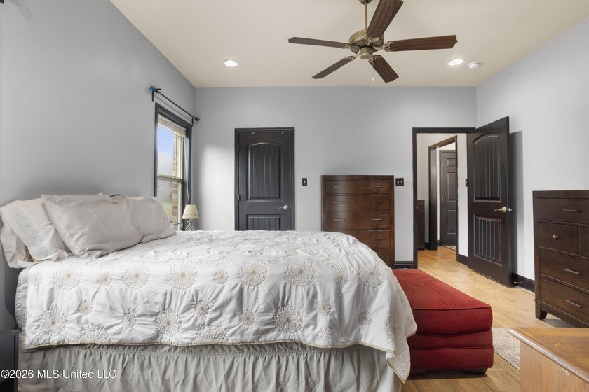 Don't miss this great Home Near the Beach! This refreshed - photo 21