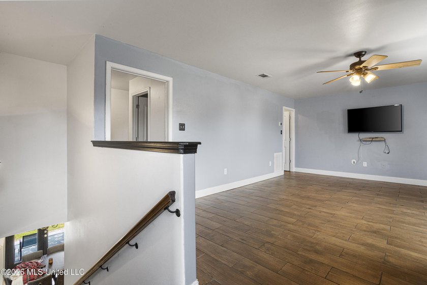 Don't miss this great Home Near the Beach! This refreshed - photo 23