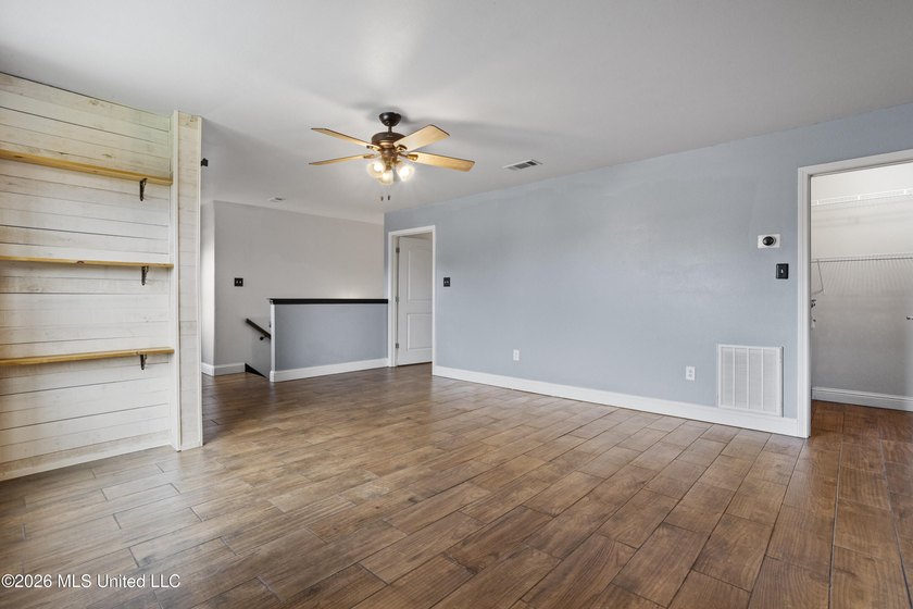 Don't miss this great Home Near the Beach! This refreshed - photo 26