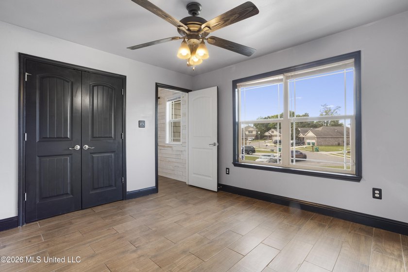 Don't miss this great Home Near the Beach! This refreshed - photo 28