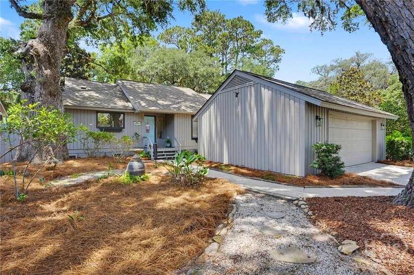Completely renovated from top to bottom, this exceptional - photo 2