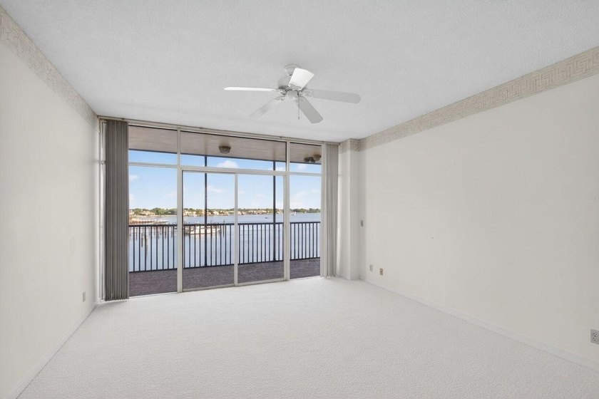 Wake up to breathtaking sunrise views over the ICW - Lake Worth - photo 13