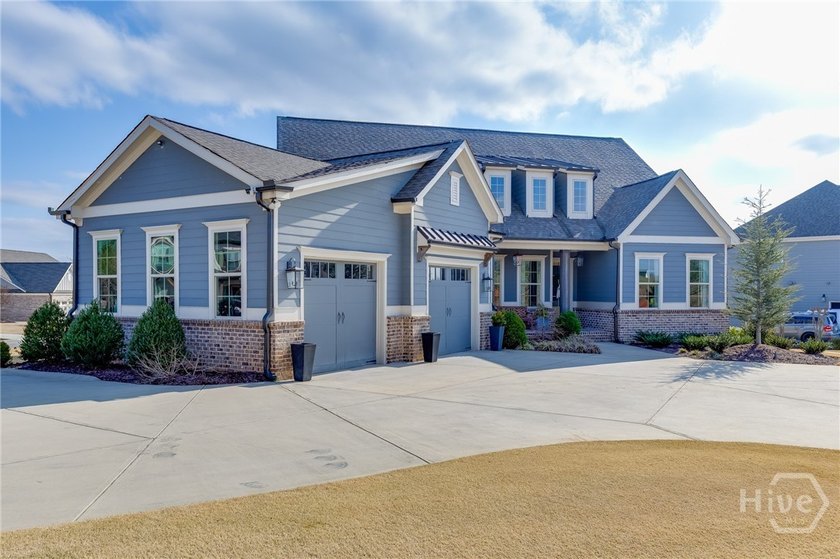 Welcome to 5915 Fairway Park Lane, an exquisite 6-bedroom, 5 - photo 3
