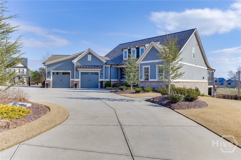 Welcome to 5915 Fairway Park Lane, an exquisite 6-bedroom, 5 - photo 4