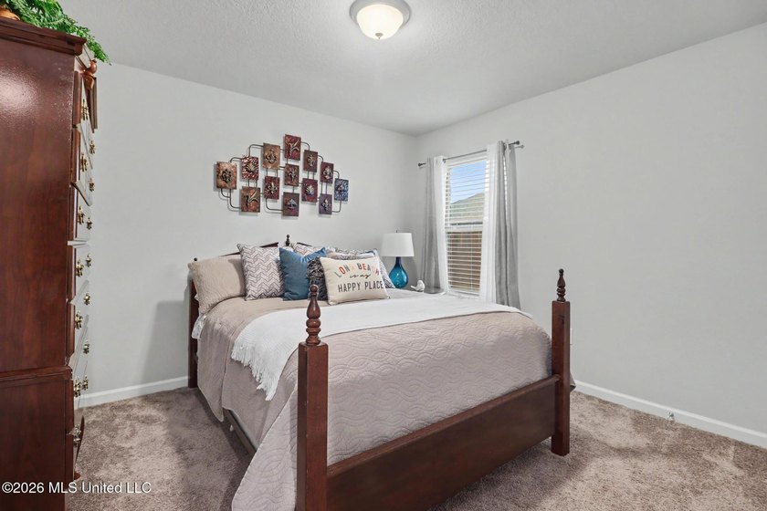 Welcome to 109 Rosie Drive in Long Beach, where modern - photo 19