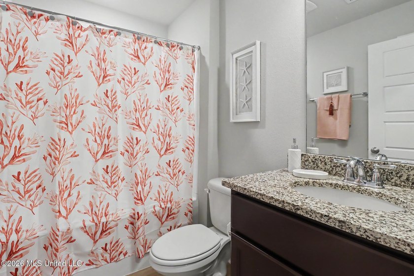 Welcome to 109 Rosie Drive in Long Beach, where modern - photo 21