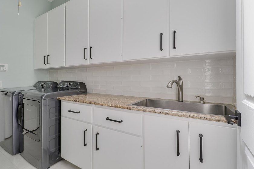 Come see this move in ready CBS 3-bedroom, 2-bath 2-car garage - photo 33