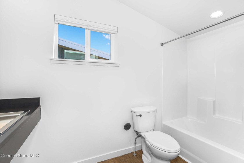 5% Seller Financing Available- Built in 2024, this well-designed - photo 36