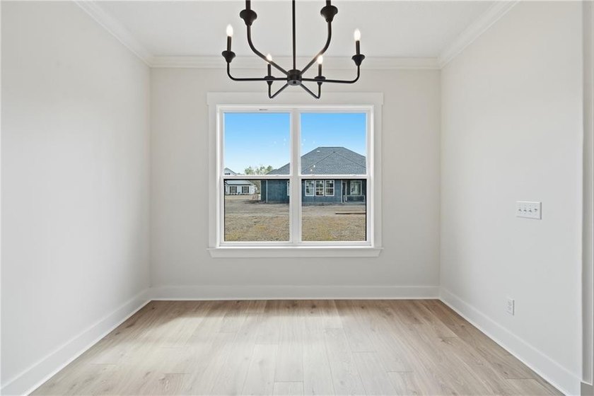 This is a beautiful 4 bedroom, 2 bathroom stucco home that has - photo 7