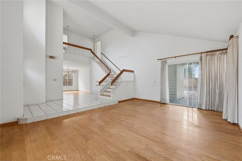 Welcome to this beautiful four-bedroom, three-bathroom home with - photo 8