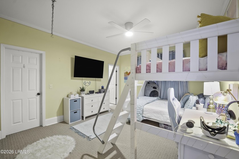 Updated townhome located in the gated community of The Village - photo 22