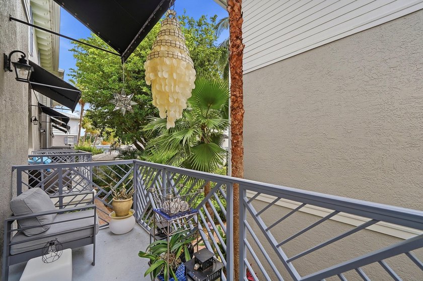 Rare 4-bedroom, 4-bath tri-level townhome in Belle Isle, one of - photo 24