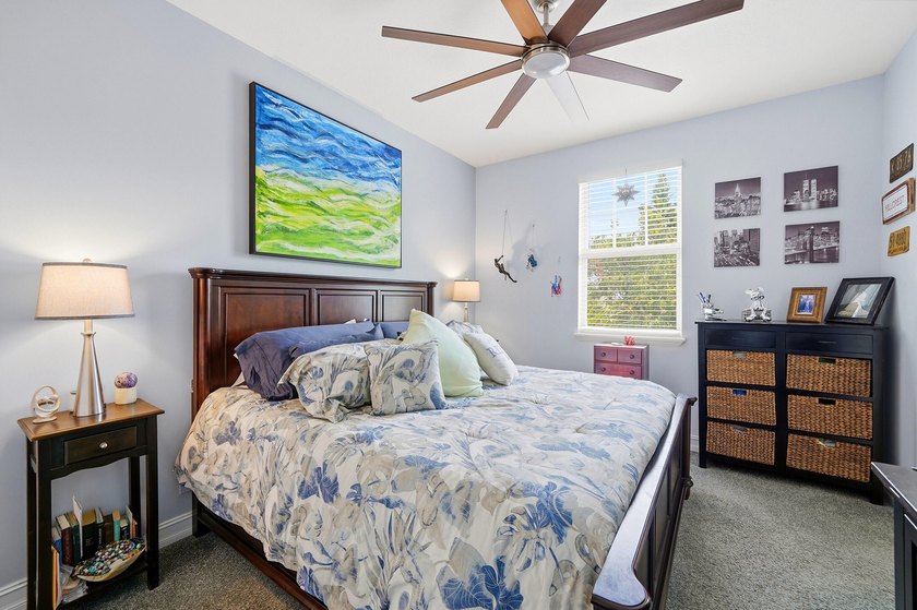 Rare 4-bedroom, 4-bath tri-level townhome in Belle Isle, one of - photo 28