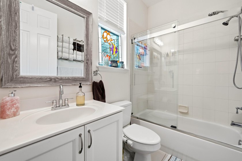 Rare 4-bedroom, 4-bath tri-level townhome in Belle Isle, one of - photo 31