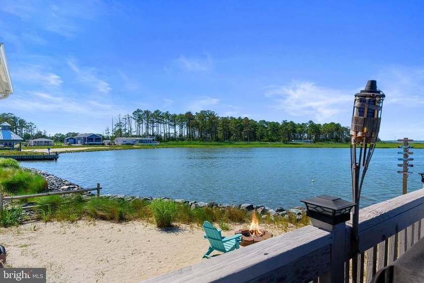 Coastal Living at Its Best! Enjoy life in a beautiful waterfront - photo 32