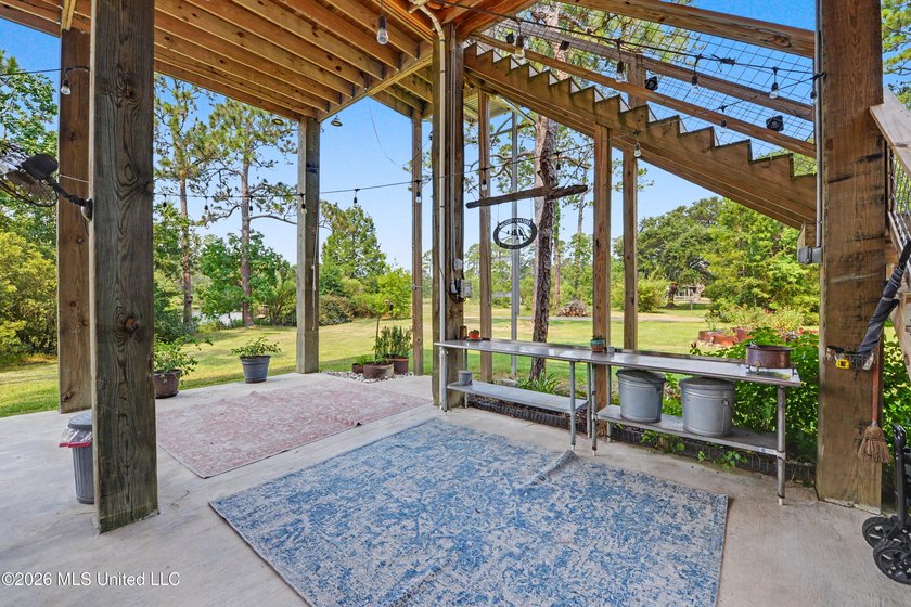 Welcome to this one-of-a-kind waterfront retreat where custom - photo 33
