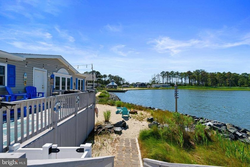 Coastal Living at Its Best! Enjoy life in a beautiful waterfront - photo 35