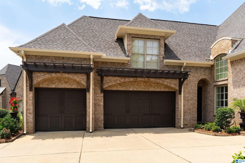 Immaculate Executive Home on No 6 Legacy Golf Course. Castle - photo 5