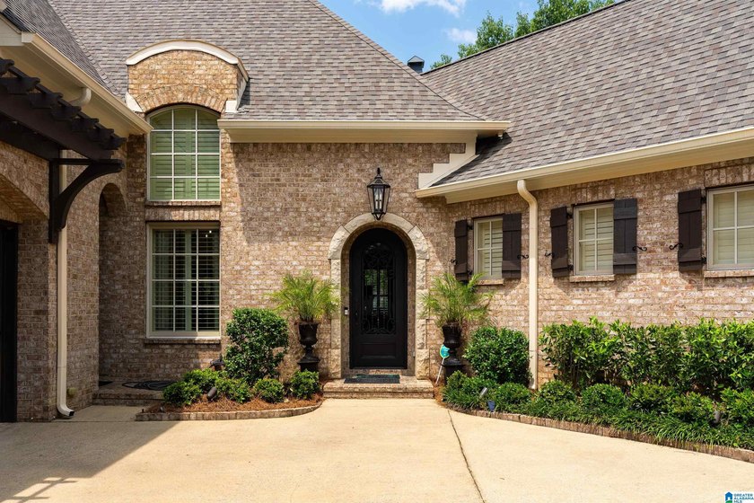 Immaculate Executive Home on No 6 Legacy Golf Course. Castle - photo 6