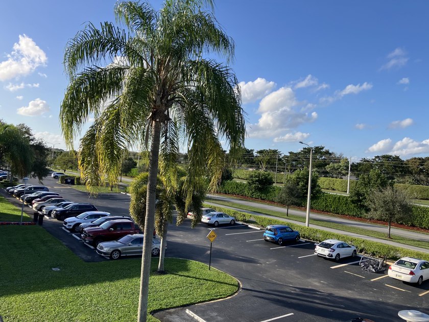 BOCA RATON: RESORT- STYLE CONDO IN A 55+ FOR SALE! 1 Bedroom/1.5 - photo 26
