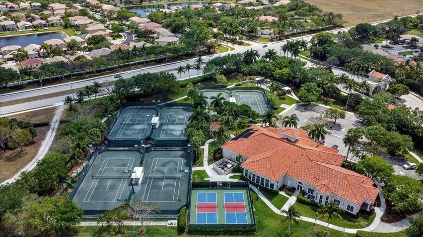 Best location in Villaggio...walk to the clubhouse. Welcome to - photo 42