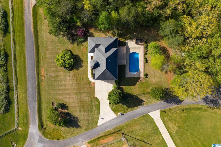 Discover the charm of 10 Anderson Mountain Drive-a beautifully - photo 5