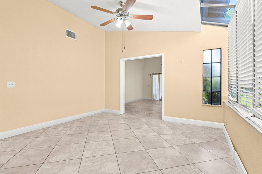 One of the best renovation opportunities currently available in - photo 12