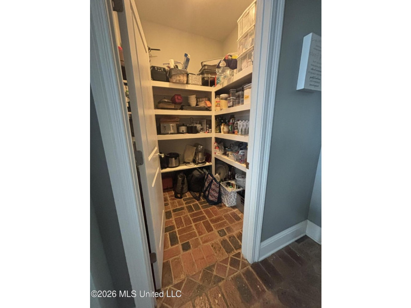 Experience an extraordinary level of privacy, luxury, and - photo 12