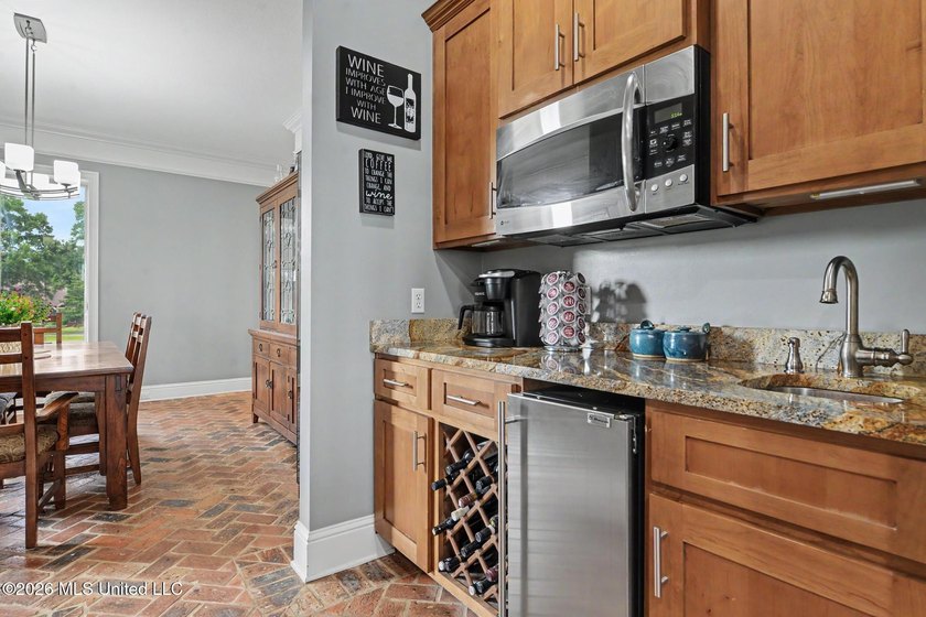 Experience an extraordinary level of privacy, luxury, and - photo 14