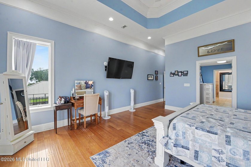 Experience an extraordinary level of privacy, luxury, and - photo 18