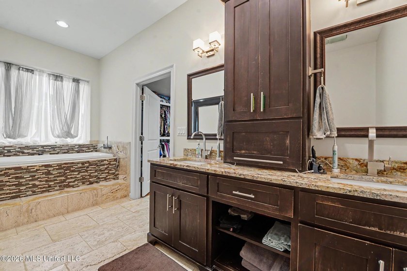 Experience an extraordinary level of privacy, luxury, and - photo 21