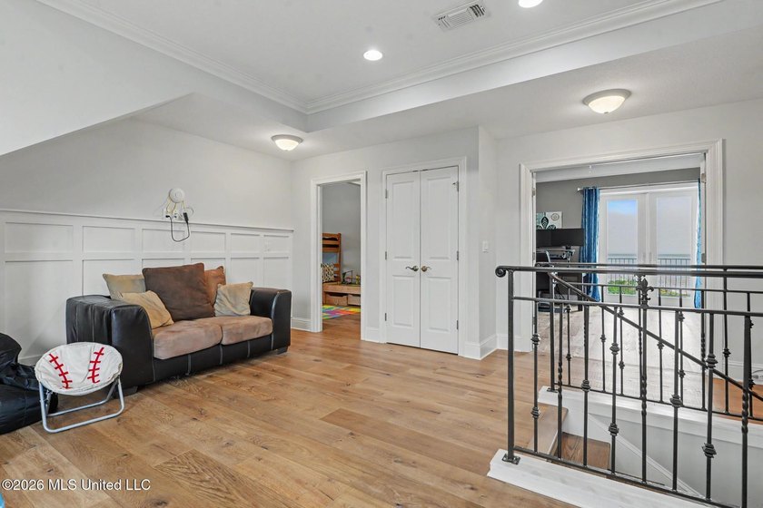 Experience an extraordinary level of privacy, luxury, and - photo 29