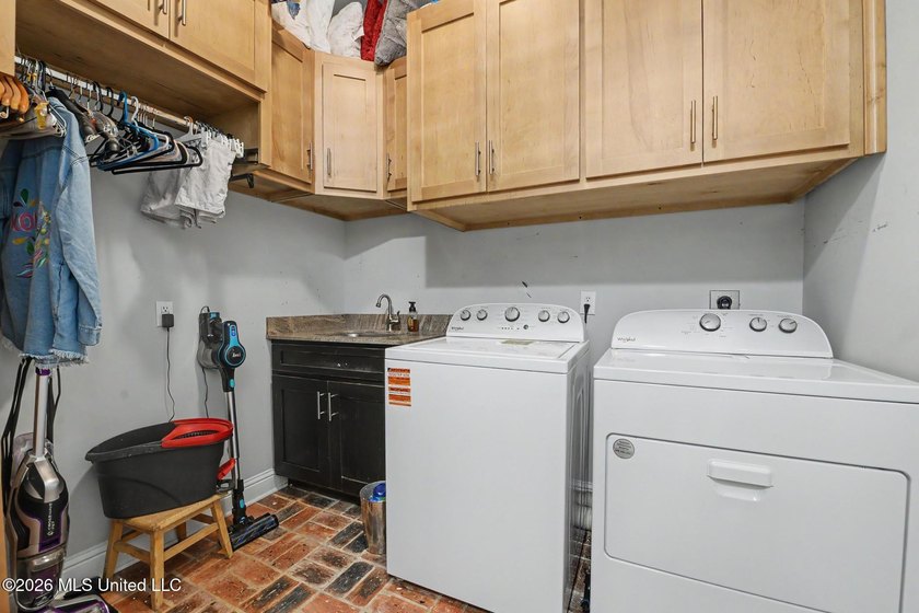 Experience an extraordinary level of privacy, luxury, and - photo 40