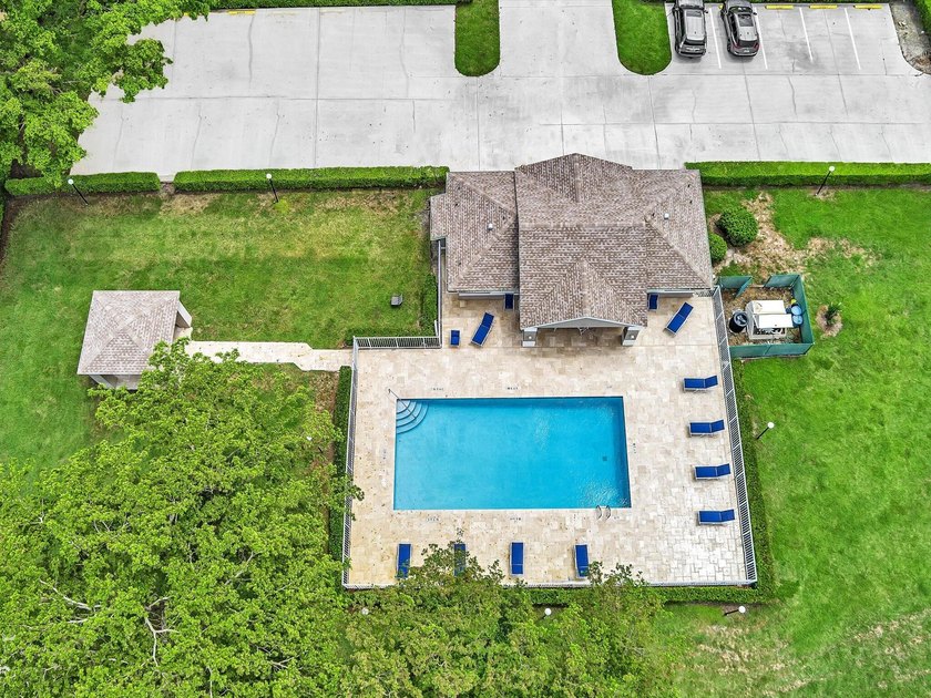 Welcome to this charming villa in Boca Raton's highly - photo 48