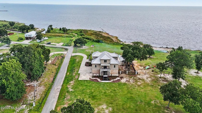 Experience an extraordinary level of privacy, luxury, and - photo 50