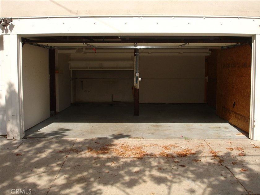 Truly a one-of-a-kind *unicorn* property! Tucked away in the - photo 5