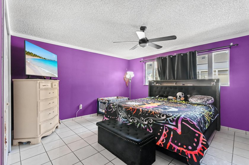 Welcome to this single-story residence located in the Coral - photo 14