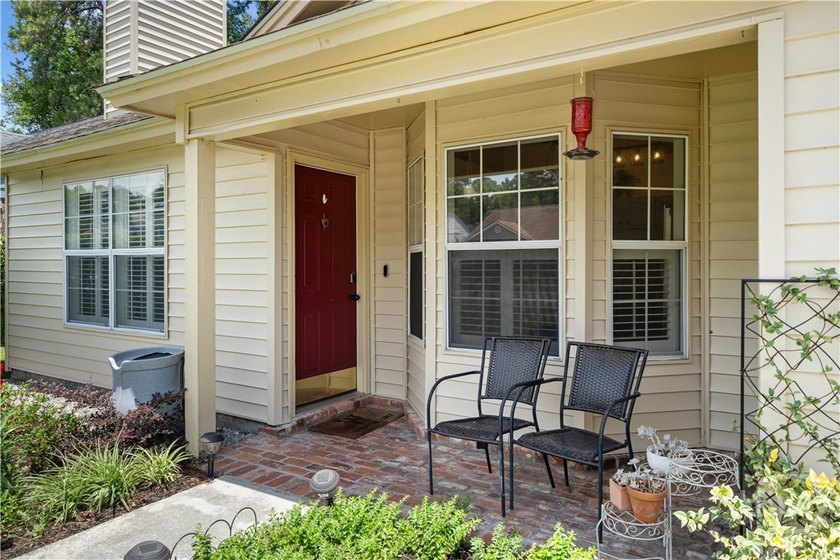 Conveniently located in Savannah, this beautifully updated - photo 3