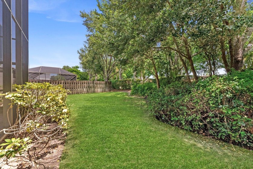 Beautiful, spacious 4-bedroom, 3-bath with a 2-car garage home - photo 44