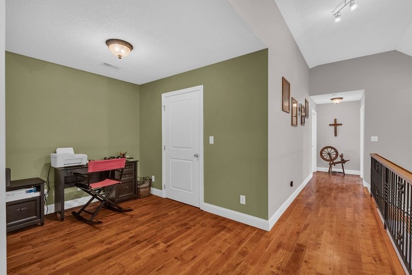 Welcome to 465 Hickory Lane, located in the desirable Woodlands - photo 40