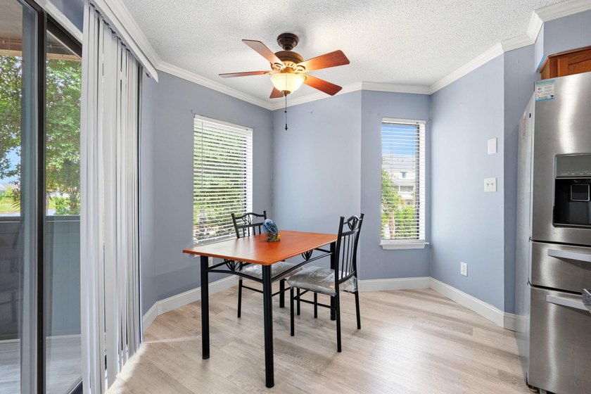 Welcome to Golf Glenn Villas! This inviting 2 bedroom, 2 bath - photo 15