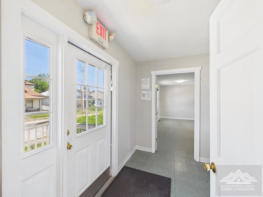 Excellent opportunity at a new list price!! This circa-1910 - photo 42