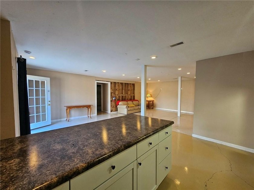 MOTIVATED SELLER/OWNER FINANCING with 30% down and 6% interest! - photo 16
