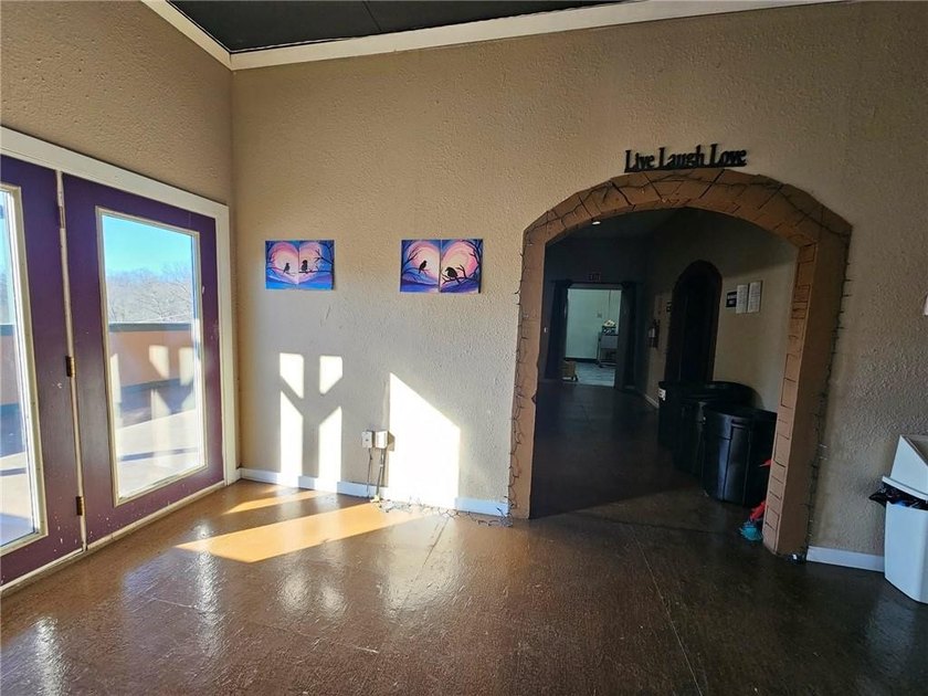 MOTIVATED SELLER/OWNER FINANCING with 30% down and 6% interest! - photo 47