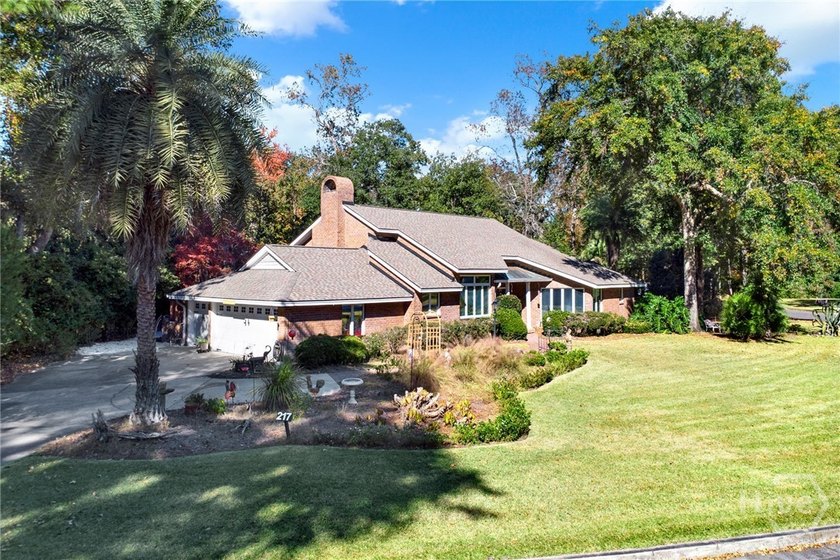 Welcome to 217 Wiley Bottom Road, an exceptional single-story - photo 3
