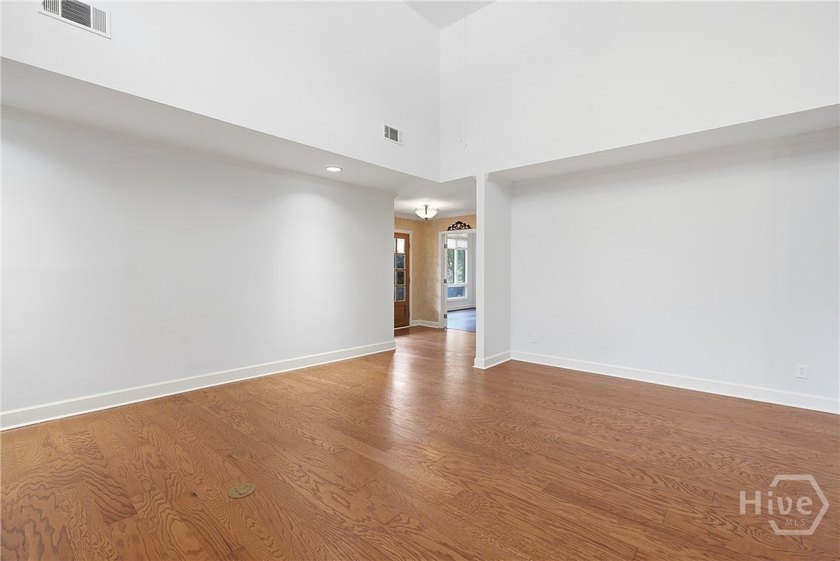Welcome to 217 Wiley Bottom Road, an exceptional single-story - photo 6